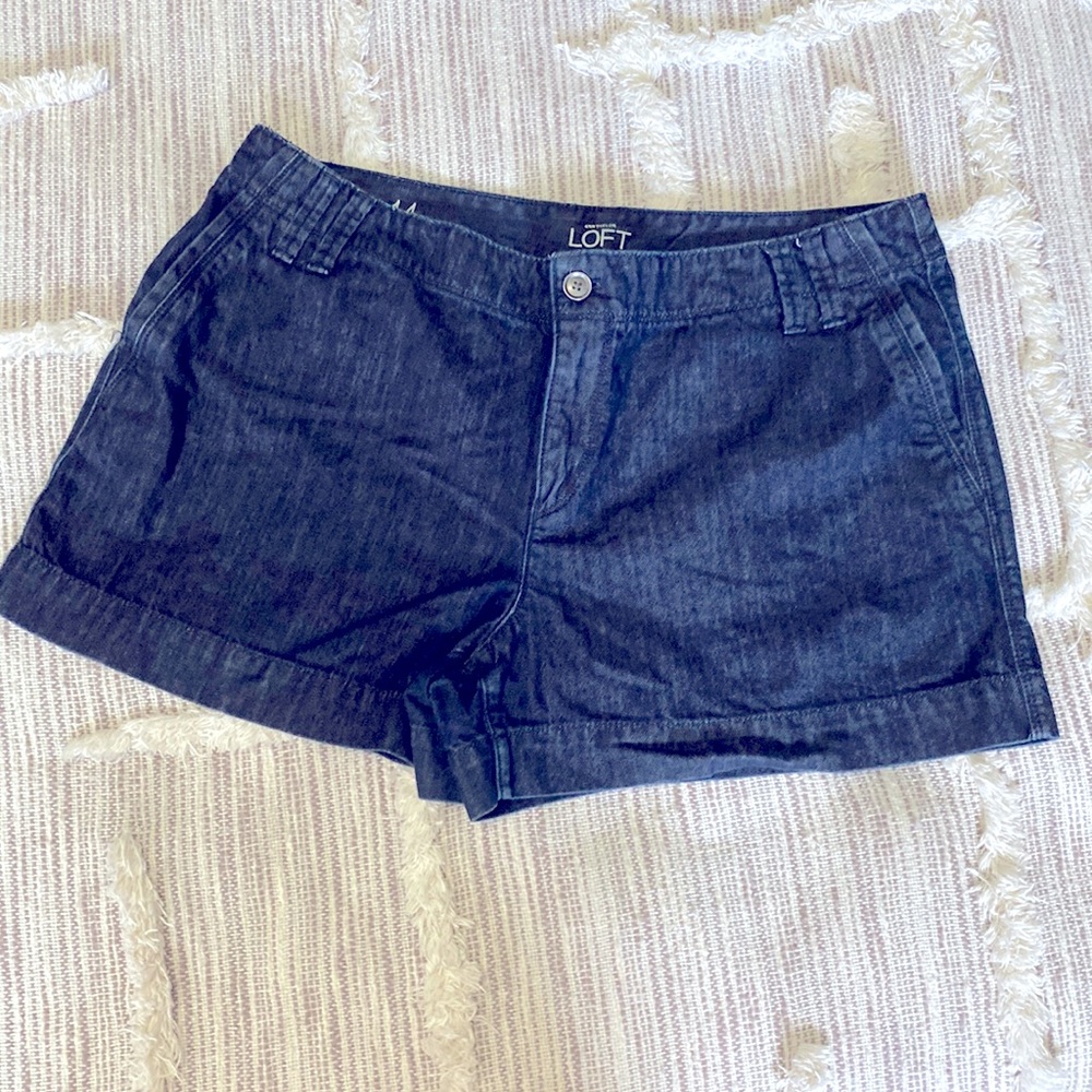 Womans Loft Riviera dark Denim causal or dress Shorts size 14
